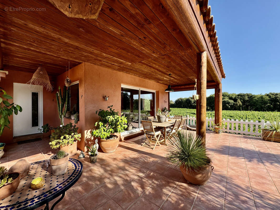 Maison à Collias 151 m2 sur 1252 m2 sans vis à vis, arboré piscinable avec vue et au calme - photo 11