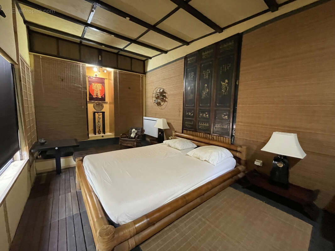 Maison à LA LONDE-LES-MAURES