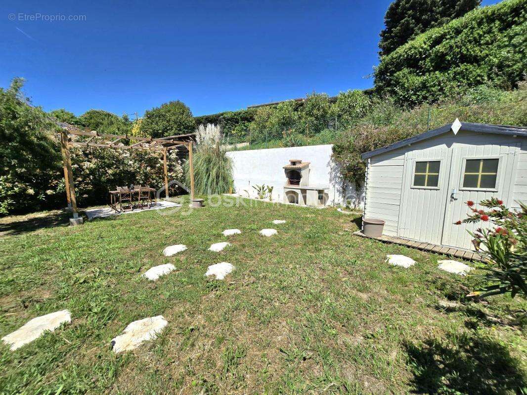 Appartement à VILLENEUVE-LOUBET