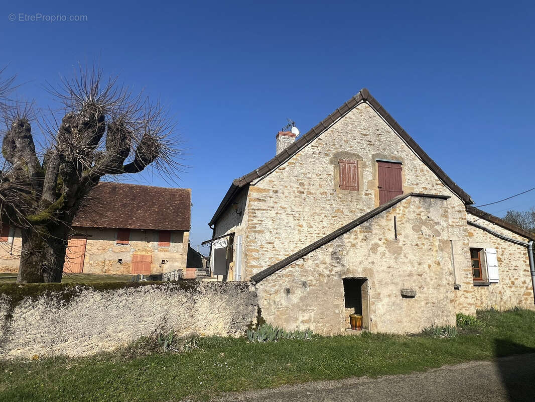 Maison à CHAMPLECY