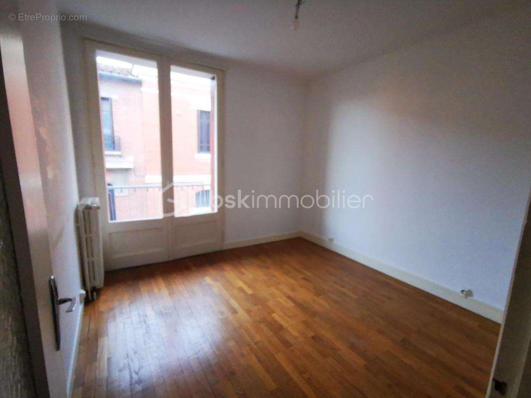 Matabiau - t4 92 m² lumineux -  2 balcons - - photo 5