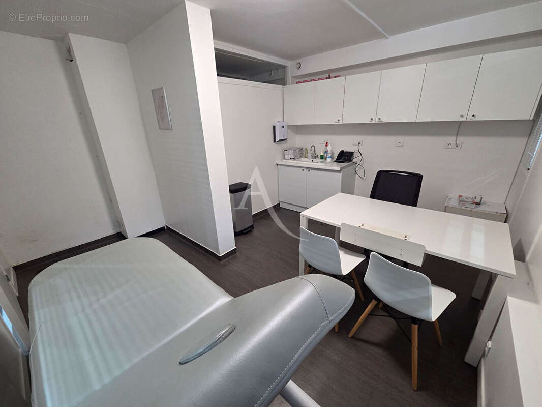 Commerce à TREMBLAY-EN-FRANCE