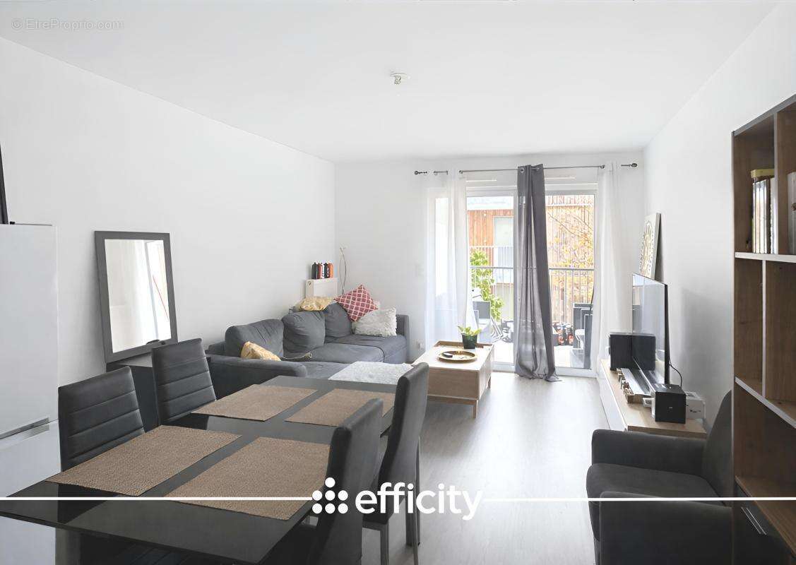 Appartement à SAUTRON