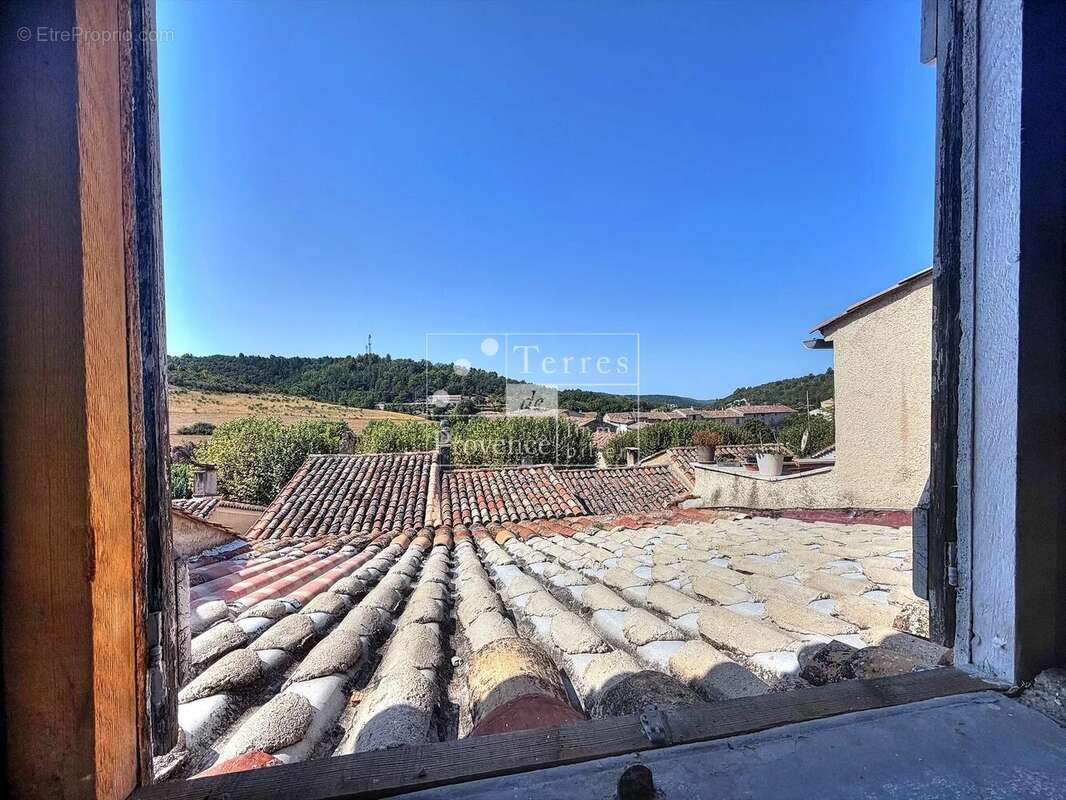 Maison de village à rénover au cœur de Roumoules - photo 2