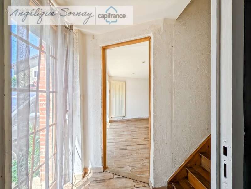 Maison mitoyenne avec potentiel – 103 m² habitables – Montrevel Morges (39320), secteur Jura - photo 8
