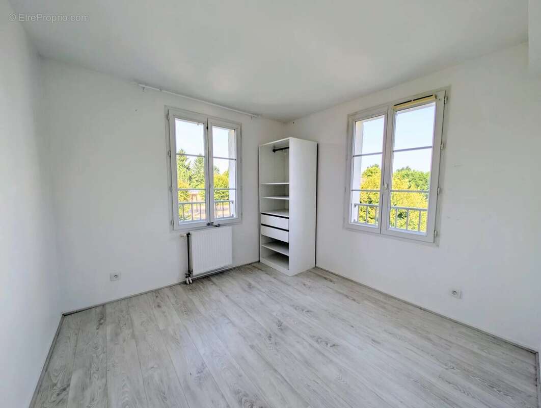 Appartement à ROZAY-EN-BRIE