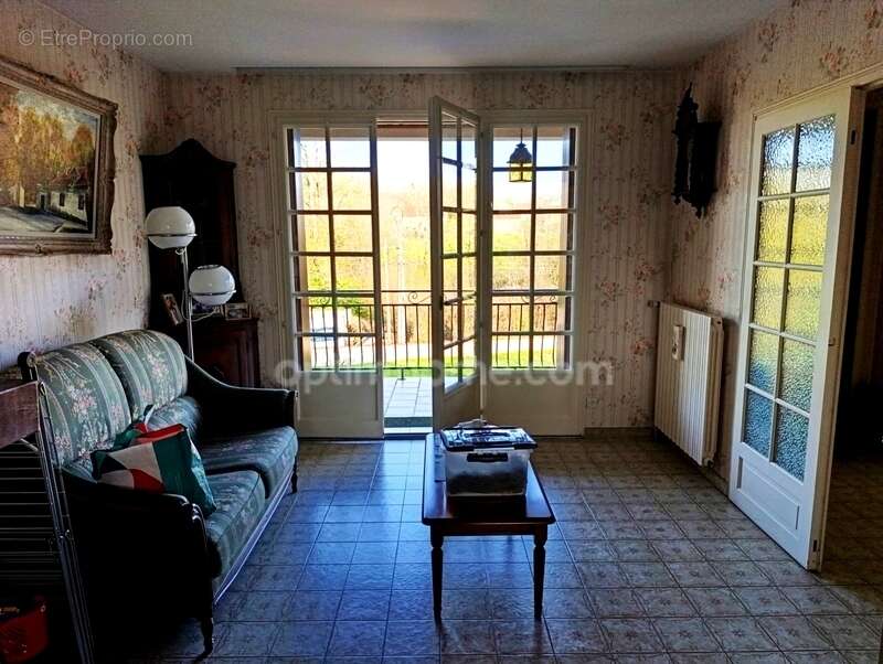 Maison à LA CAILLERE-SAINT-HILAIRE