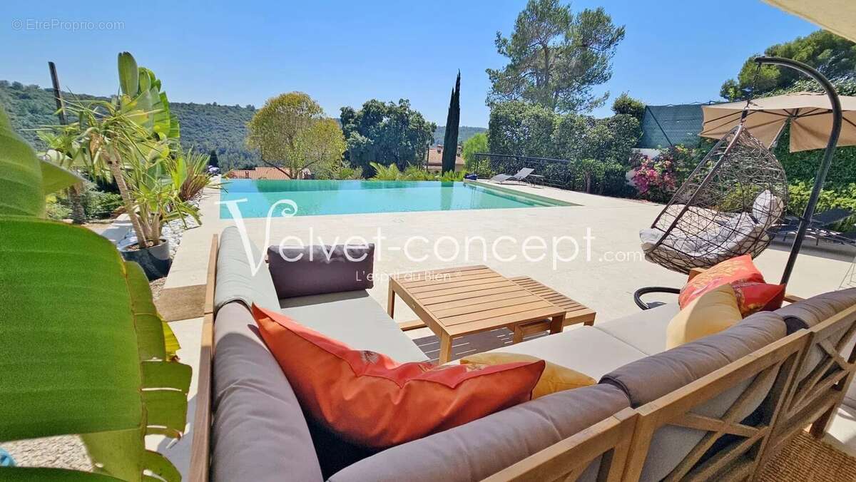 Maison à BIOT