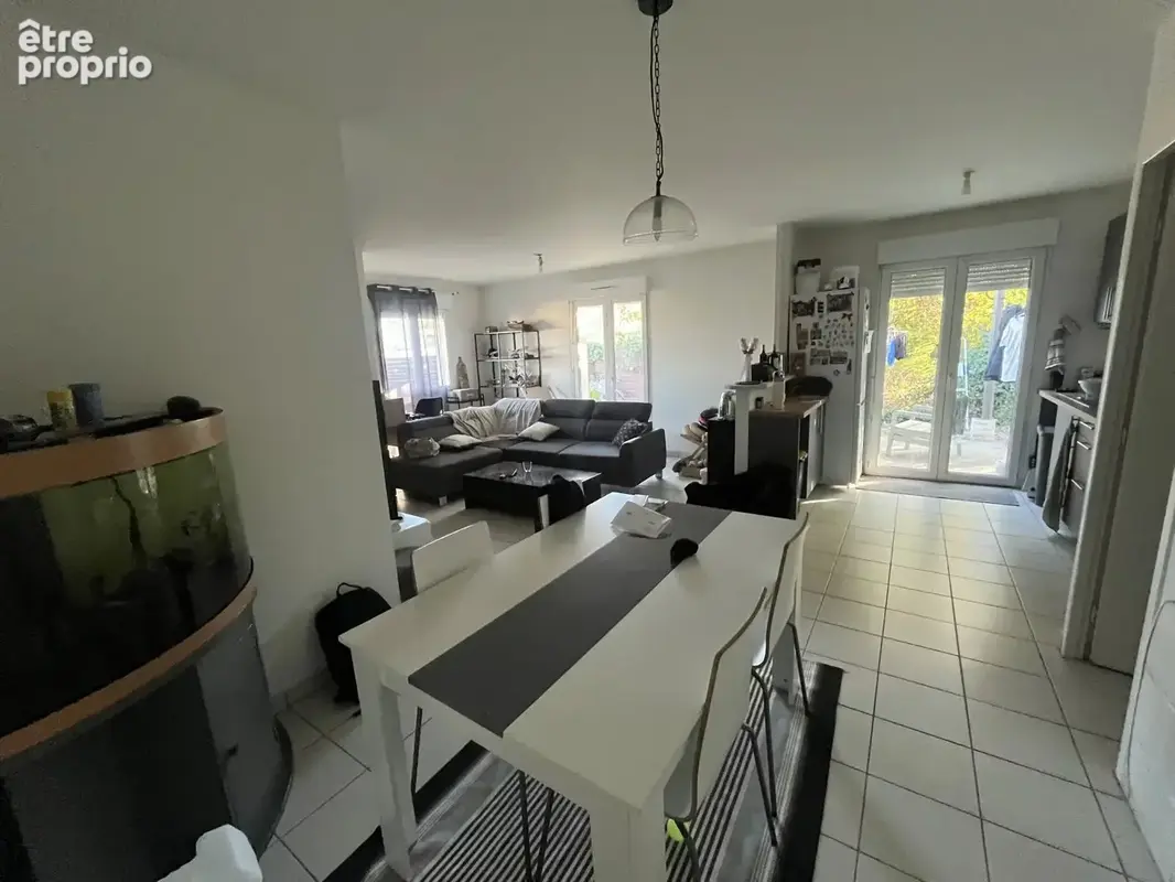 Ensemble immobilier loue en meuble - photo 4