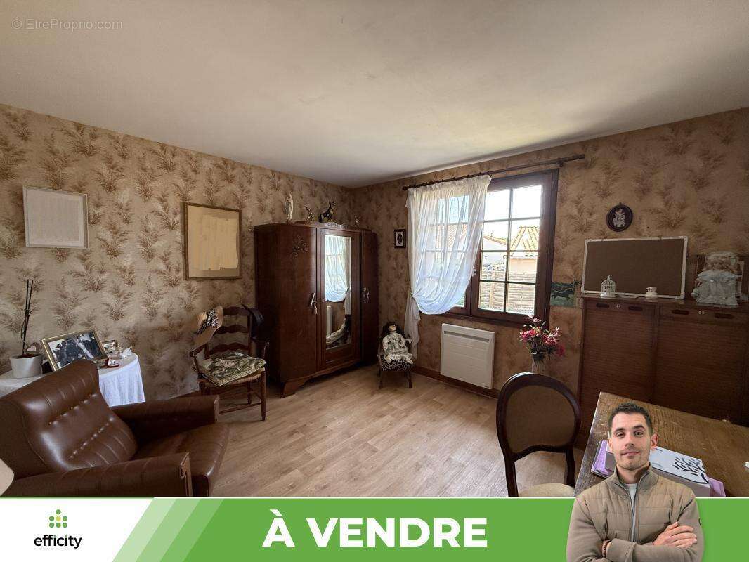 Maison 127 m² à Fontaine-Le-Comte  - photo 10