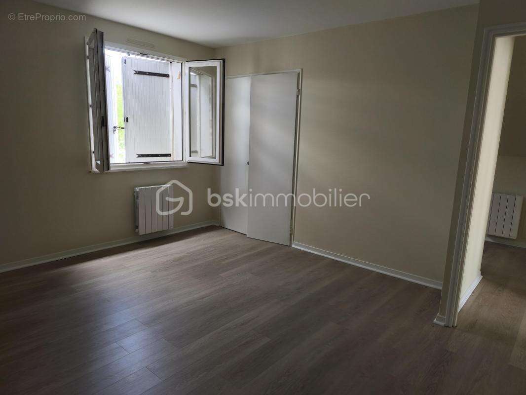 Maison à MONTPON-MENESTEROL