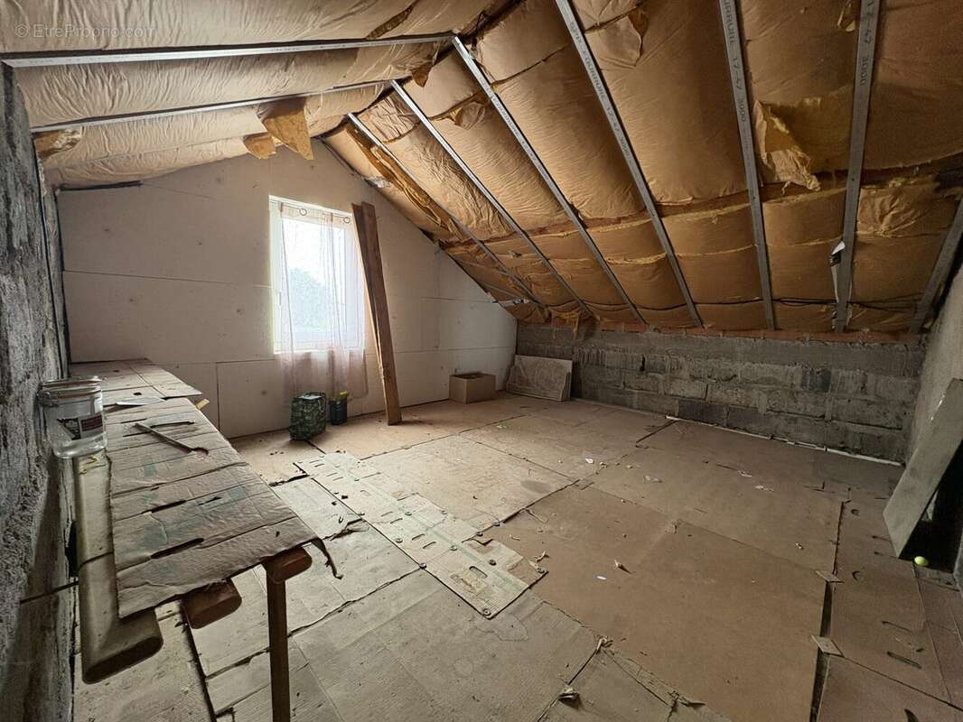 Maison à SAINT-YORRE