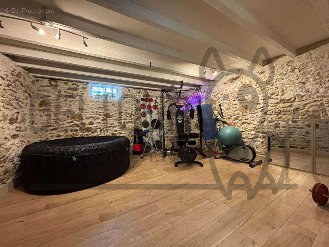 Maison à COULOMMIERS