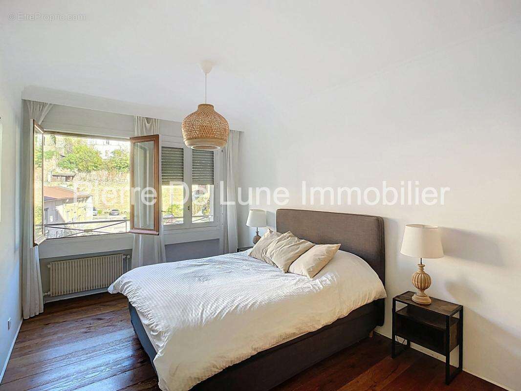 Appartement à LYON-1E