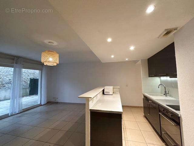 Appartement à MAUGUIO