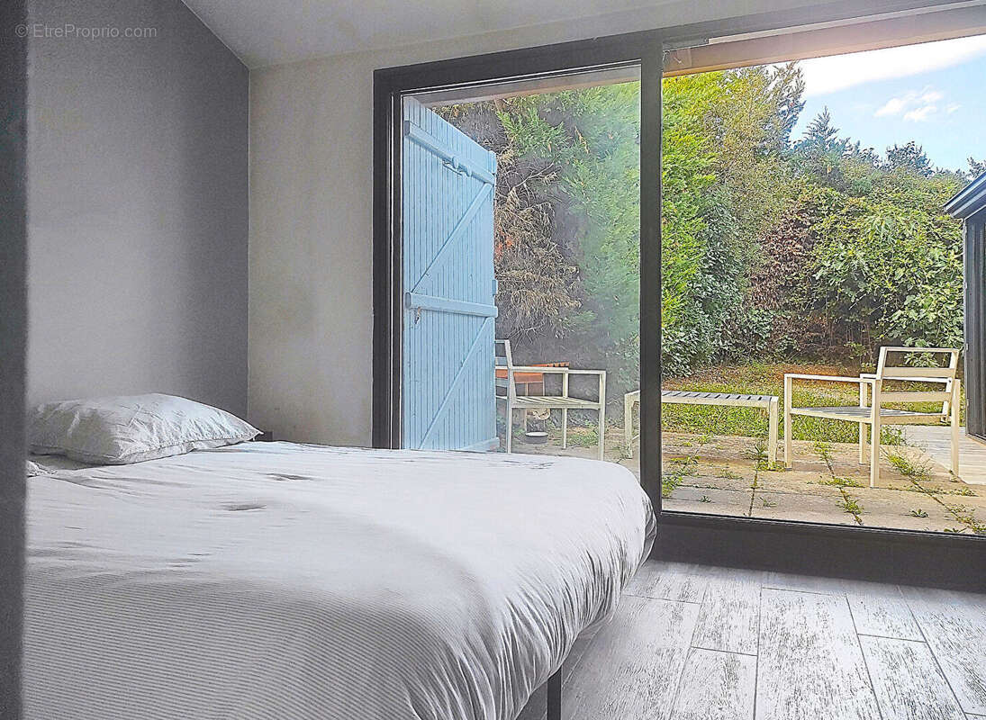 Maison à POURRIERES