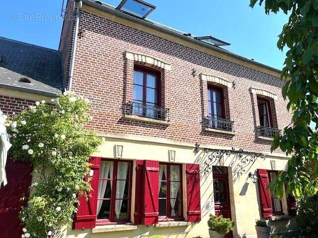 Maison à MORANGLES