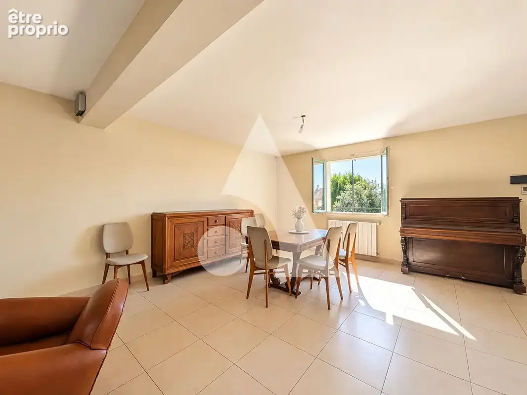 Maison familiale avec dependance - dpe c - photo 4