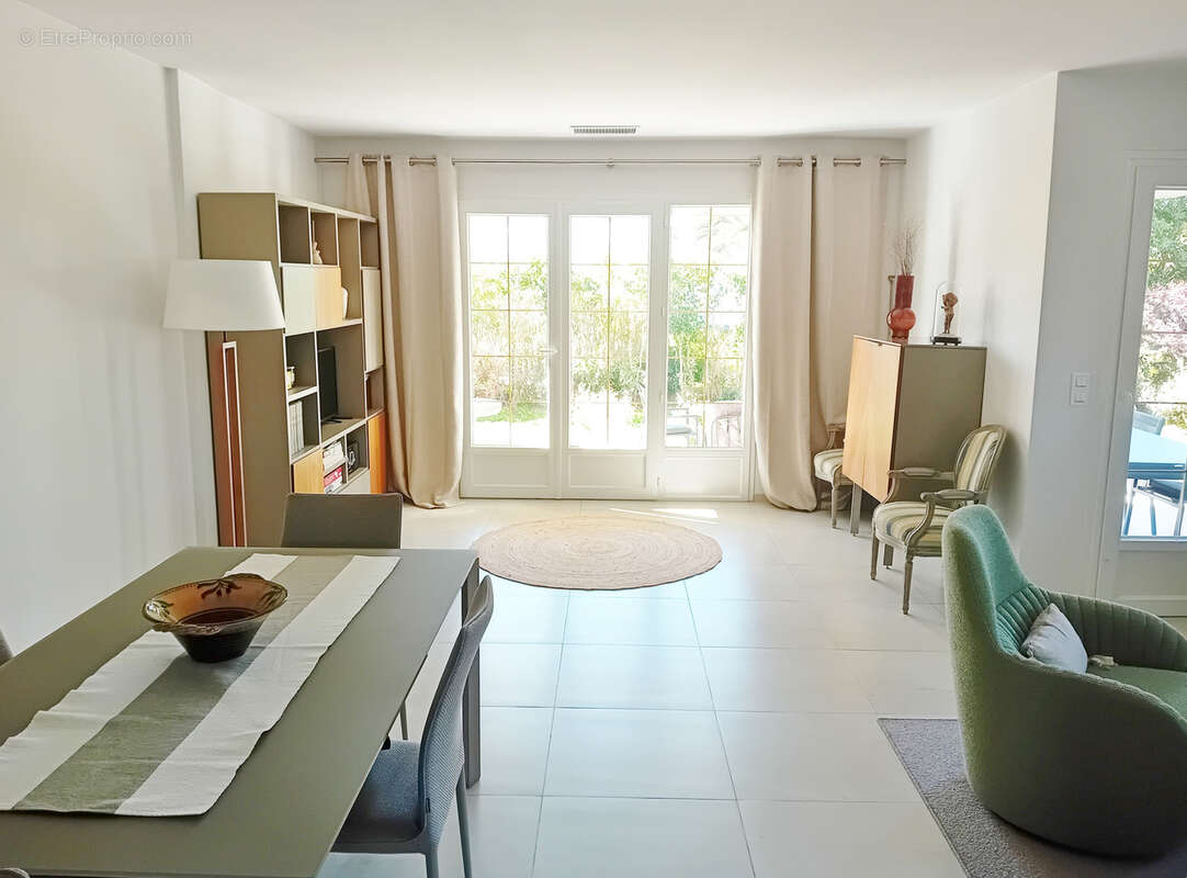 Maison à SAINT-RAPHAEL