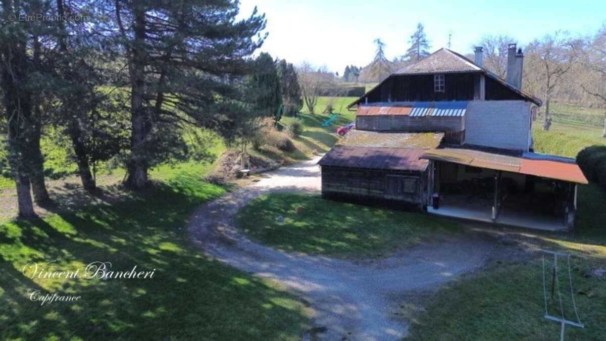 Ferme de caractère T6 Arbusigny (74930) - photo 4
