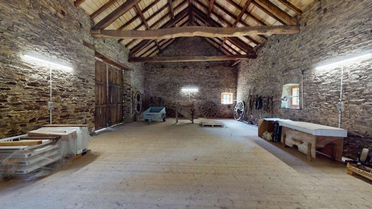 Appartement à ARVIEU