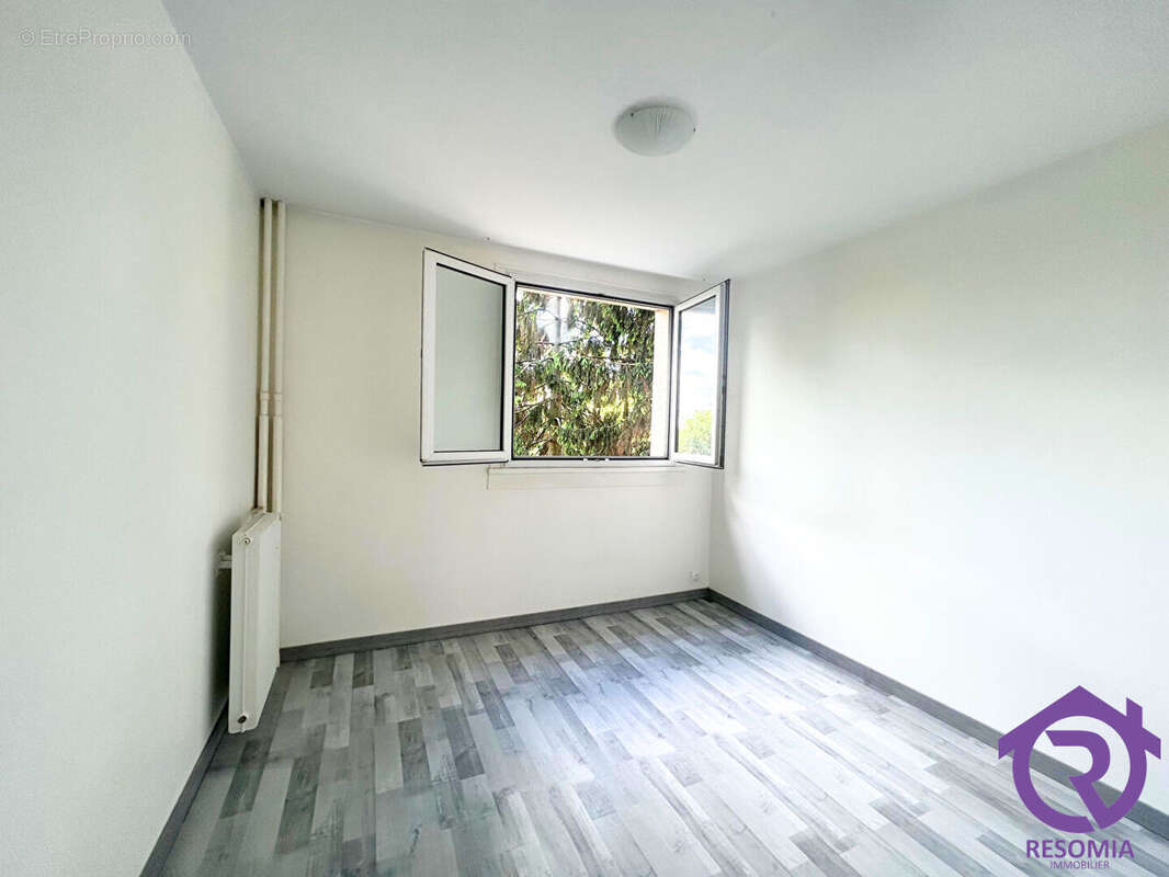 Appartement à CHATILLON