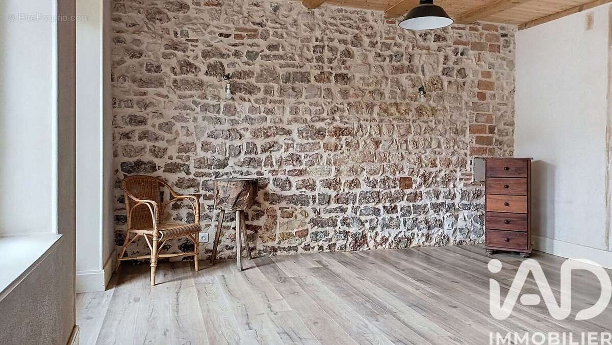 Maison 138 m² à Reneve  - photo 8