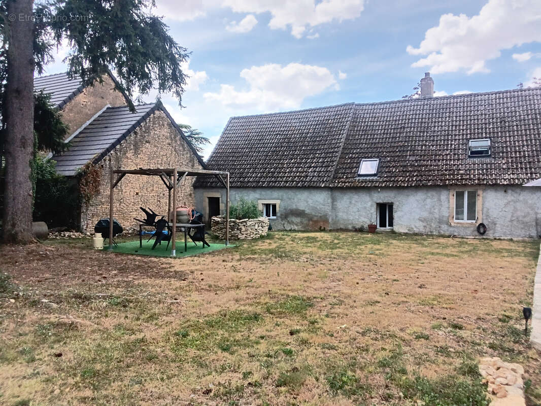 Maison à FLAVIGNY