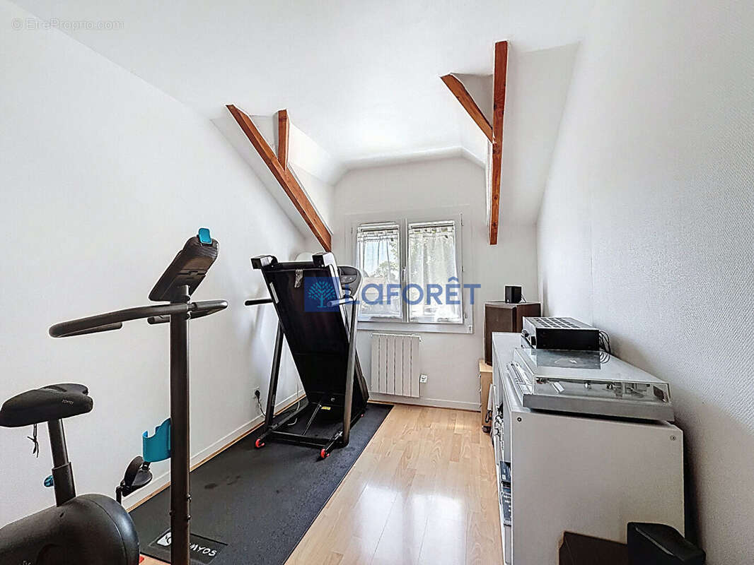 Maison à SAINT-GERMAIN-LES-CORBEIL