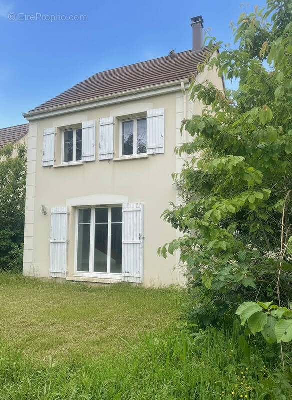Maison à TRAPPES
