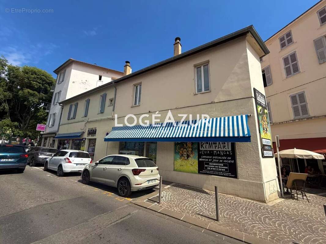Vente  local commercial antibes - local 162 m² - photo 2