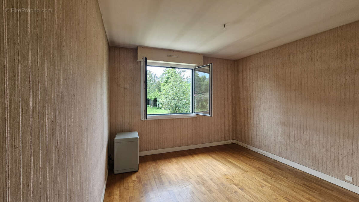 Maison à NOYAL-CHATILLON-SUR-SEICHE