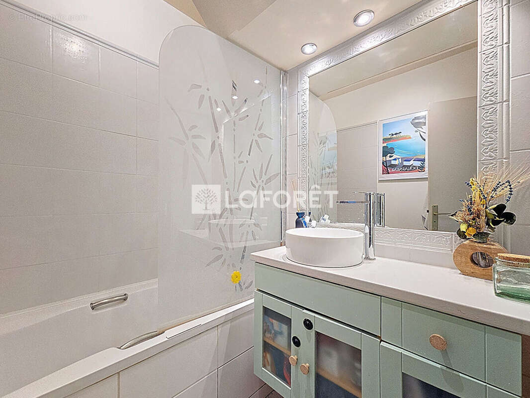 Appartement à BOURG-LA-REINE