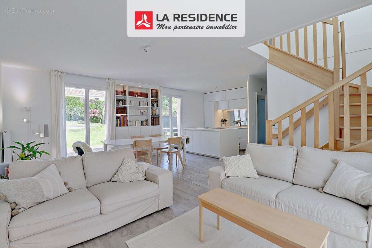 Maison à VILLIERS-SAINT-FREDERIC