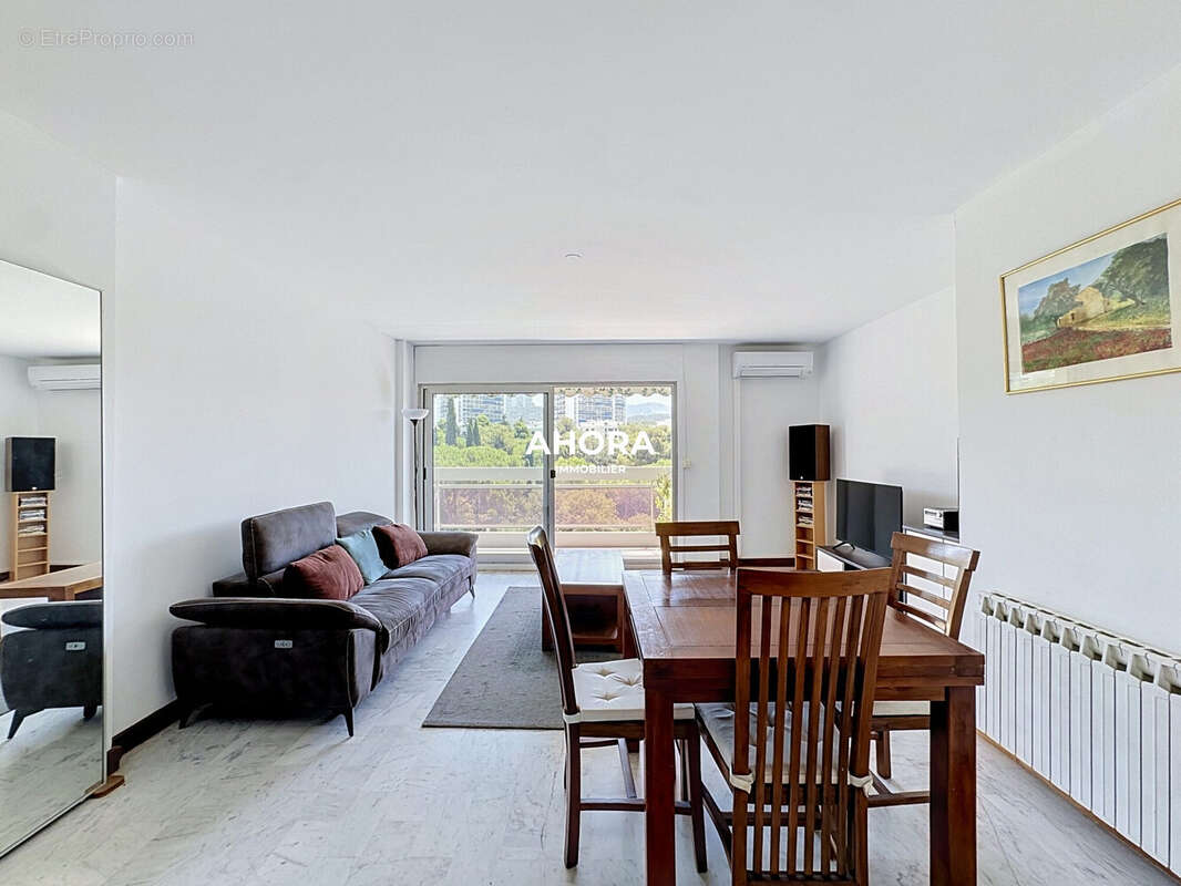 Appartement 69 m² à Marseille-9e  - photo 3