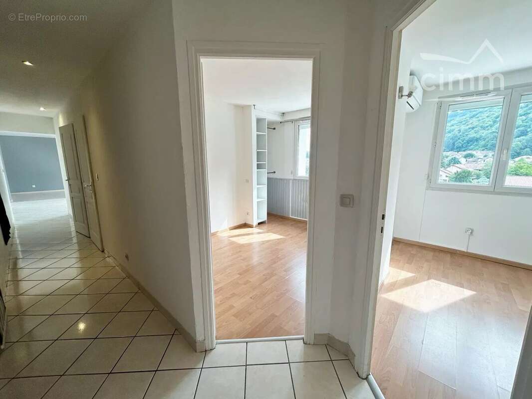 Appartement à DOMENE