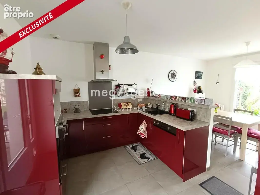 4 Pièces, 124 m2, 2 chambres, ST GERVAIS - photo 2