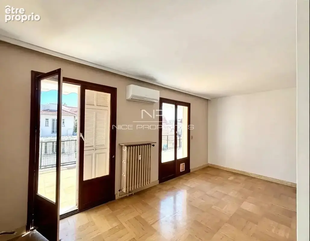 Nice, Musiciens, dernier étage, 4 pièces, terrasse 30 m2 Sud - photo 5