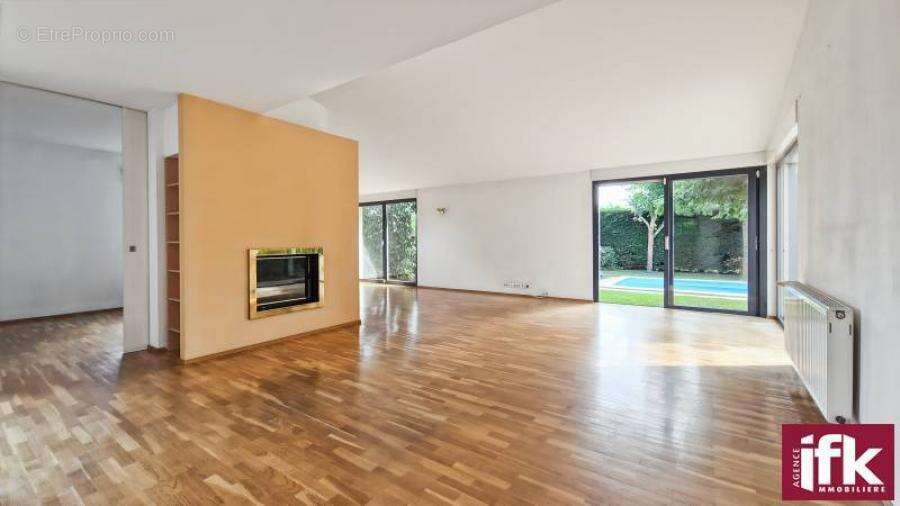 Horbourg-Wihr : Maison d'architecte d'exception avec piscine sur 12,54 ares - photo 7