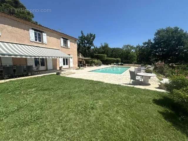 Villa au calme avec vue sur le lac - Montauroux - photo 21