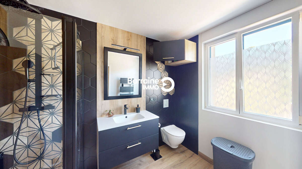 A vendre exclusivite proche landerneau - maison avec piscine garage jardin 5 chambres - photo 11