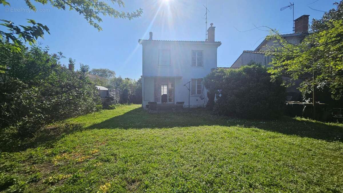 Maison à LE BOUSCAT