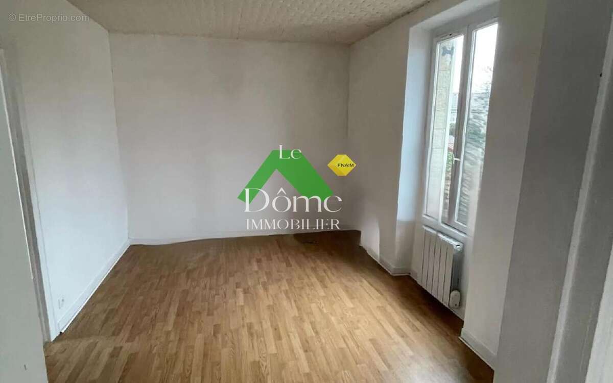 Appartement à PERSAN