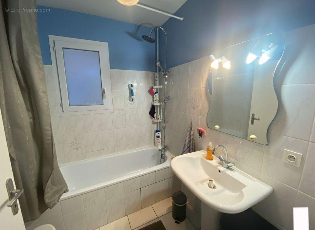 Appartement à AUBENAS