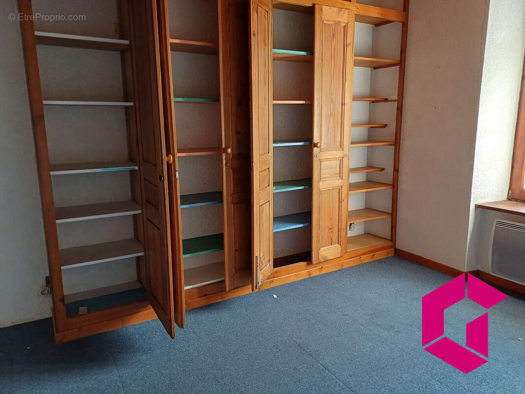 Appartement à LE CHAMBON-SUR-LIGNON