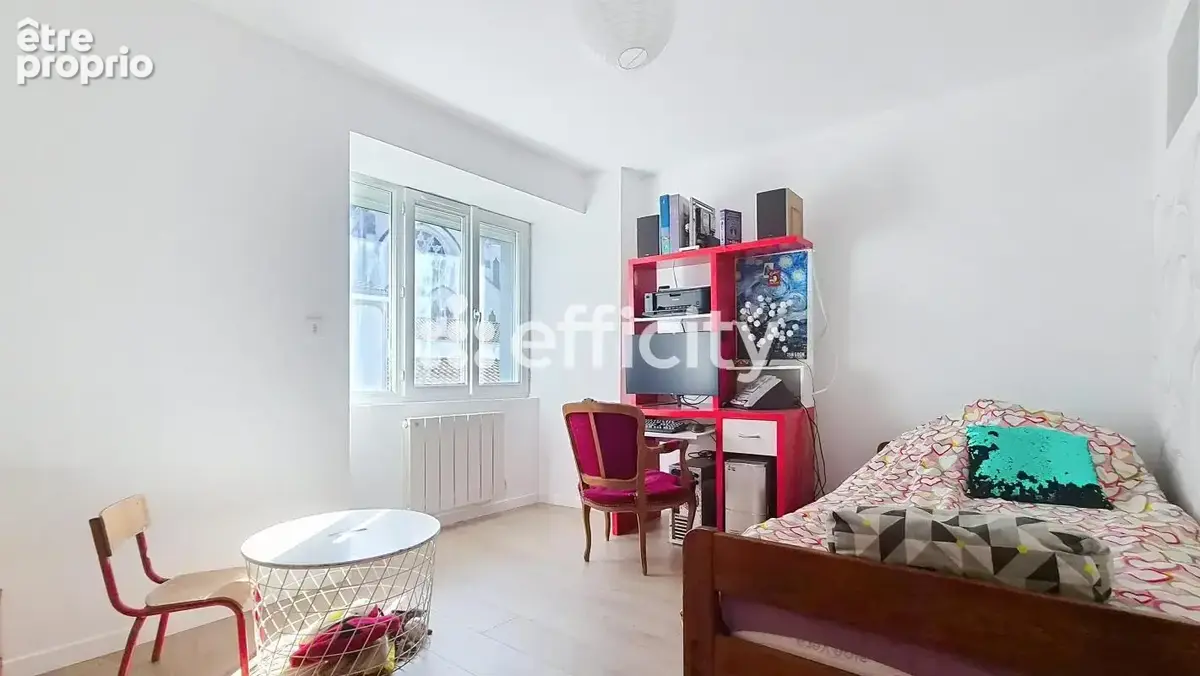 Maison 118 m² à La Chapelle-Basse-Mer  - photo 6