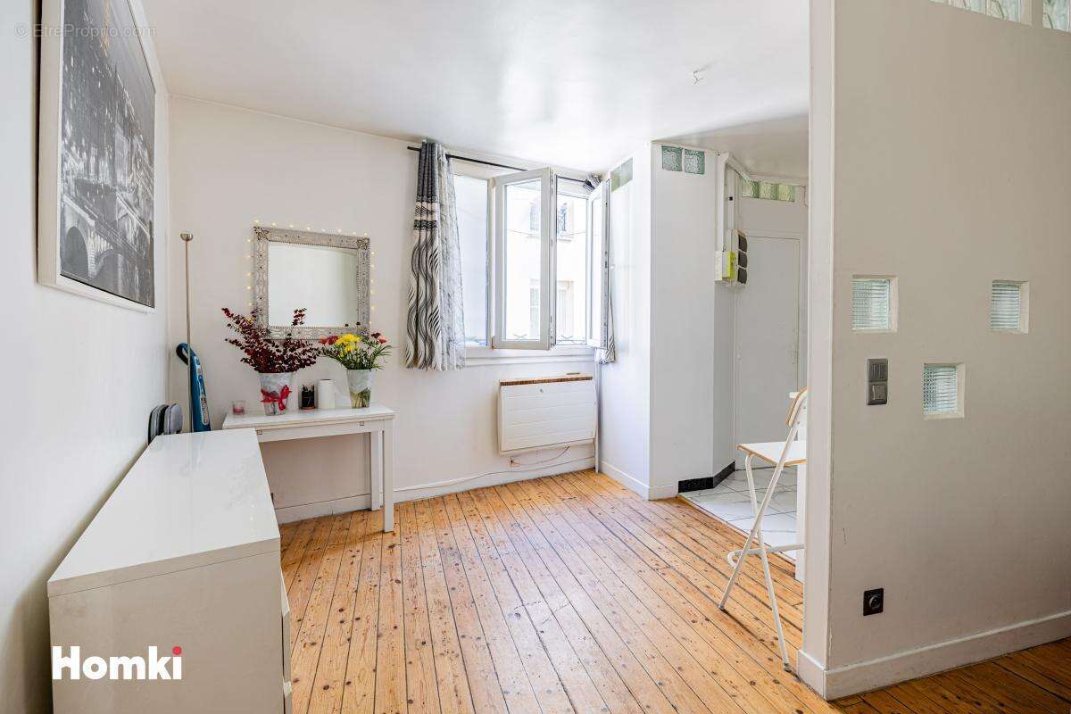 Appartement à PARIS-20E