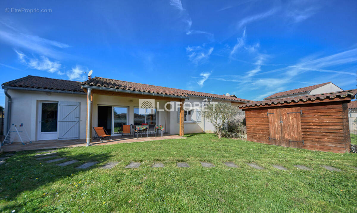 Maison à LISLE-SUR-TARN