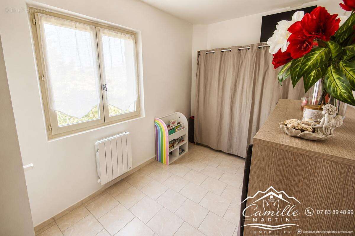 Appartement Saint Raphael 5 pièce(s) 122 m2 avec jardin et parking - photo 11