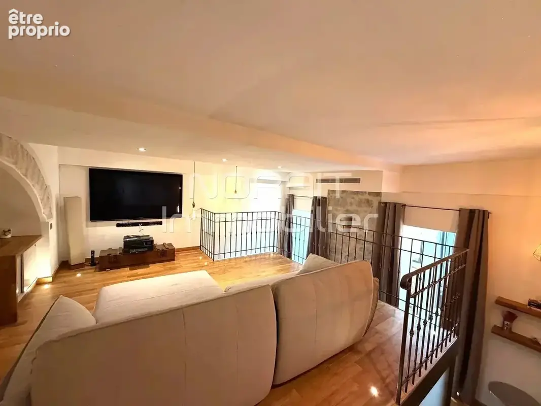 appartement loft-rue bonaparte-air bnb - photo 3